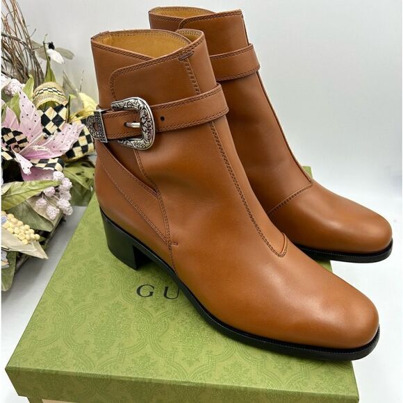 Men’s Gucci, leather ankle boots with buckle size 10 made in  Italy - Picture 1 of 10